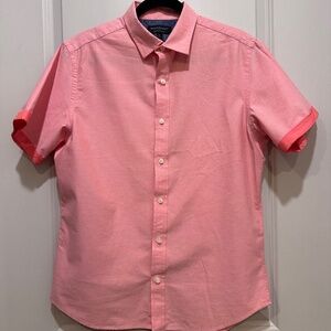 Banana Republic Men's Soft Salmon Button-Down Shirt